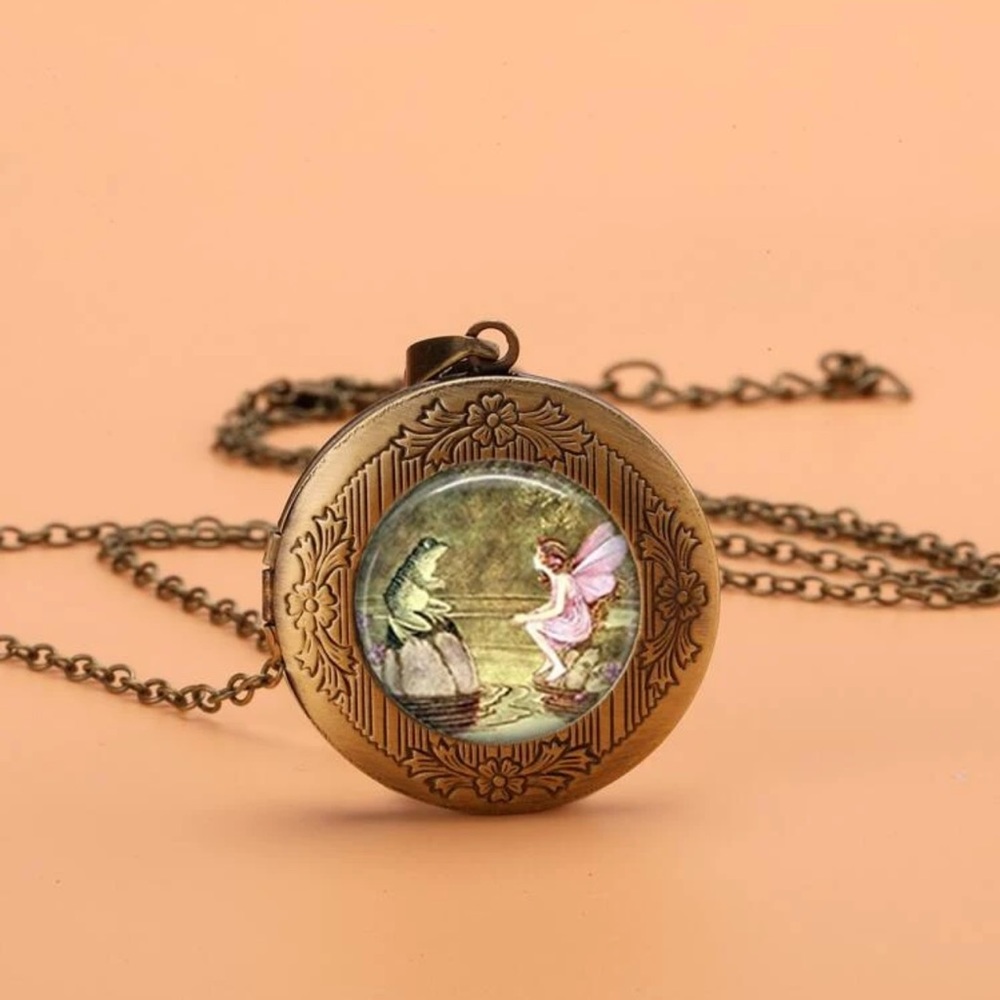 🐸 Lovely Magical Frog And Fairy Locket 🧚‍♀️ Jewelry
